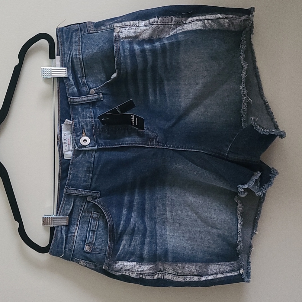 Torrid Denim shorts Size 16